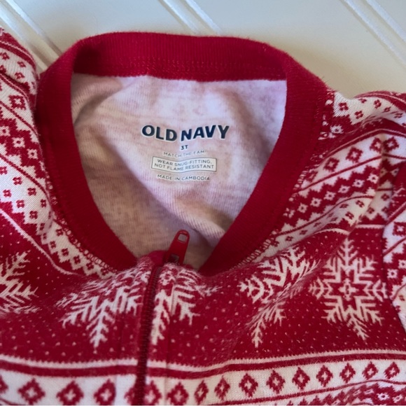 Old Navy Footie - Picture 3 of 3